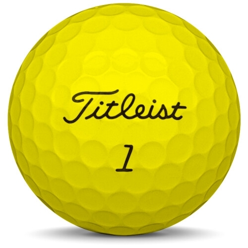Golfboll av modellen Titleist AVX i 2019 års version med gul färg framifrån