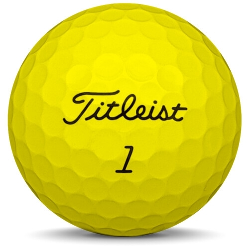 Golfboll av modellen Titleist AVX i 2021 års version med gul färg framifrån